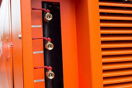 Станция компрессорная электрическая взрывозащищенная шахтная ЗИФ-ШВ 8,2/0,7 Т (1140; 660 В, на скатах)