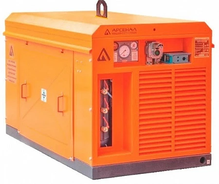 Станция компрессорная электрическая взрывозащищенная шахтная ЗИФ-ШВ 4/0,7 Т (1140; 660 В, с устройством подвеса)